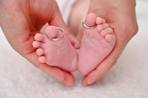弥勒孕妇侧躺正确姿势